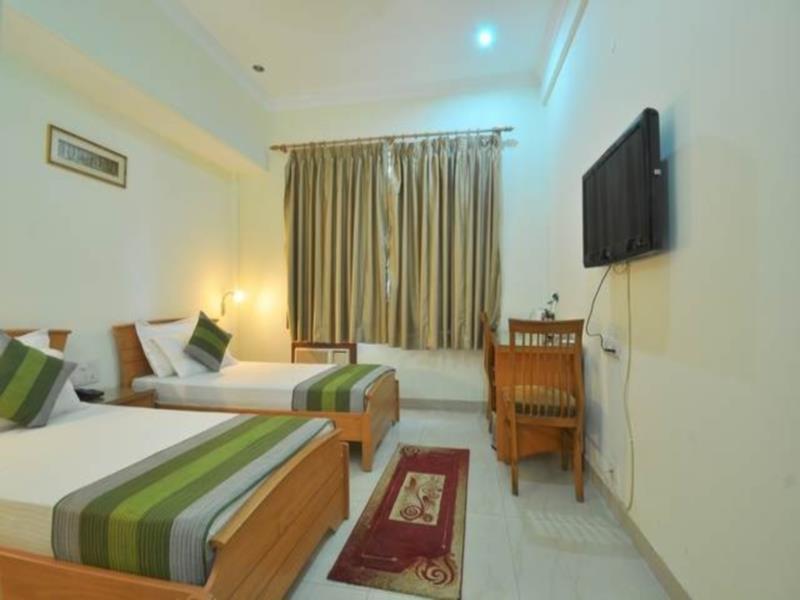 Treebo Palm Tree Palam Vihar Hotel Gurgaon Eksteriør billede